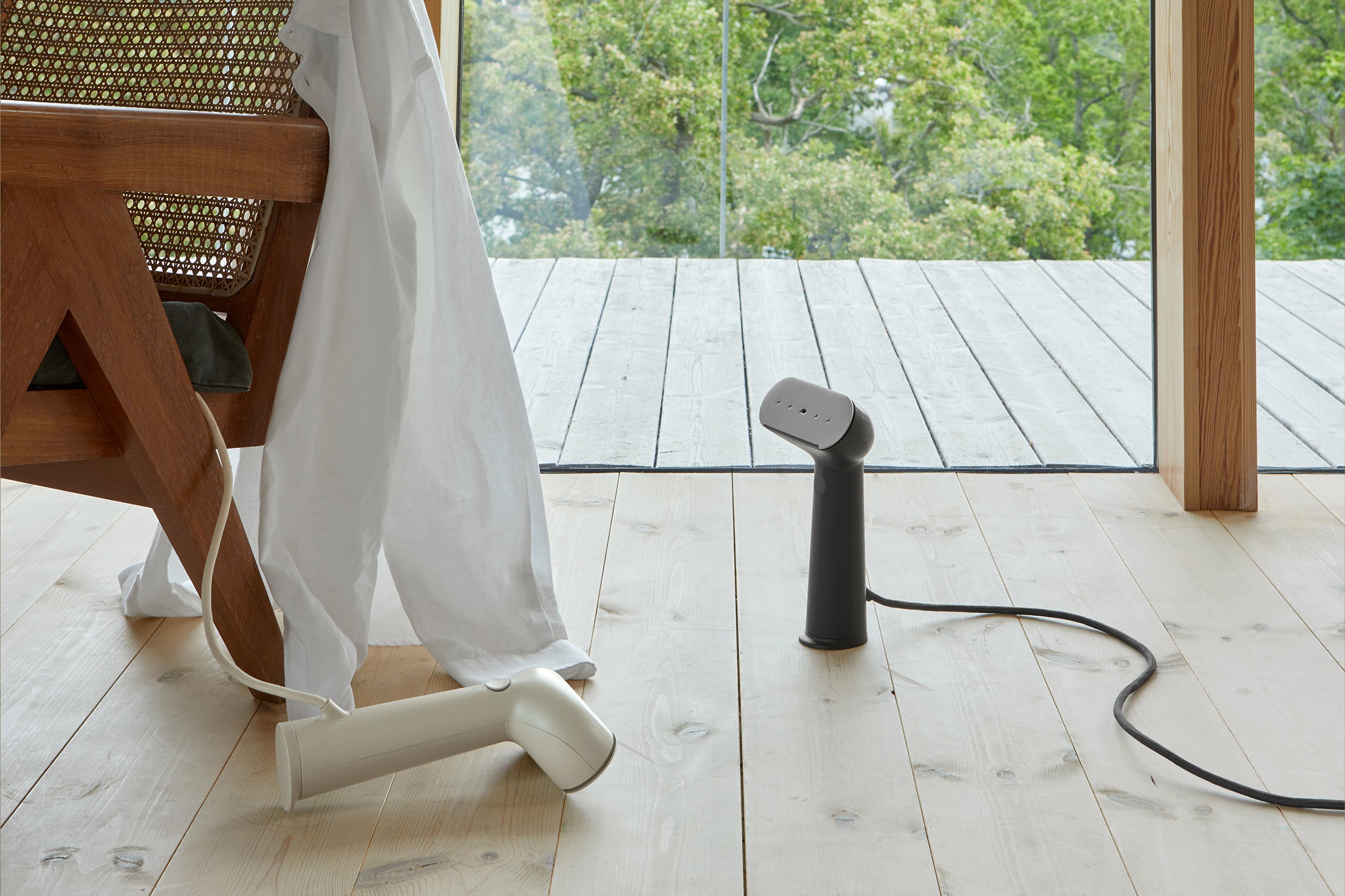 Steamery Cirrus No.3 Iron steamer - Charcoal - Bahne